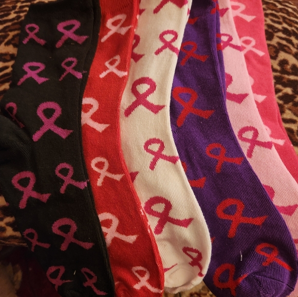 Cancer awareness sock 6 pk nwot. - Picture 2 of 3